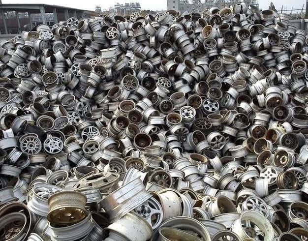 Aluminium alloy wheel scrap